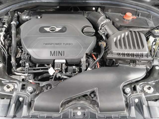 BMW MINI COOPER D CL 2017 Image 31