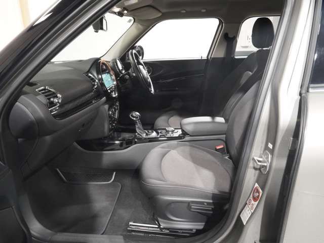 BMW MINI COOPER D CL 2017 Image 31