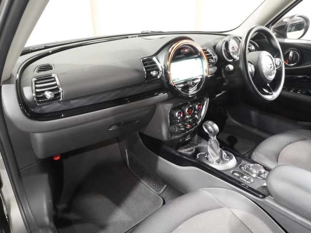 BMW MINI COOPER D CL 2017 Image 31