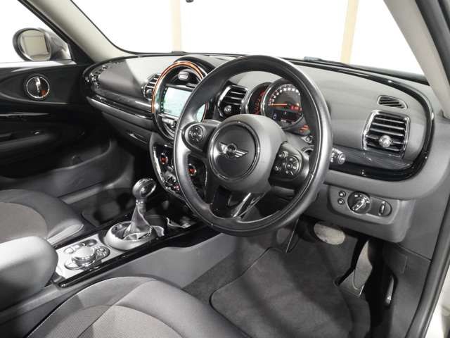 BMW MINI COOPER D CL 2017 Image 31