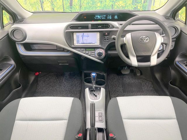 TOYOTA AQUA 2014 Image 31