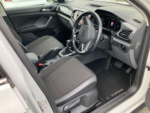 VOLKSWAGEN T-CROSS 2021 Image 31