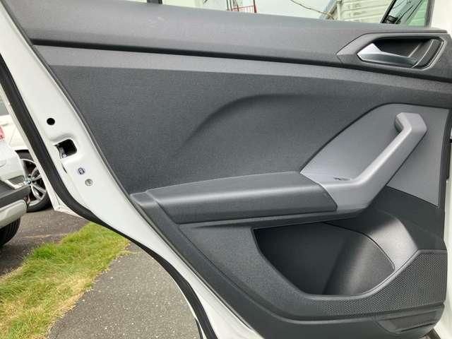 VOLKSWAGEN T-CROSS 2021 Image 31