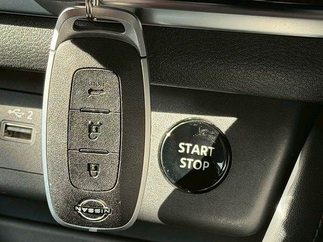 NISSAN X-TRAIL HYBRID 4WD 2022 Image 31