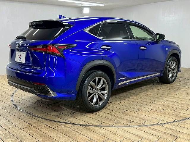 TOYOTA LEXUS NX300H AWD 2018 Image 31