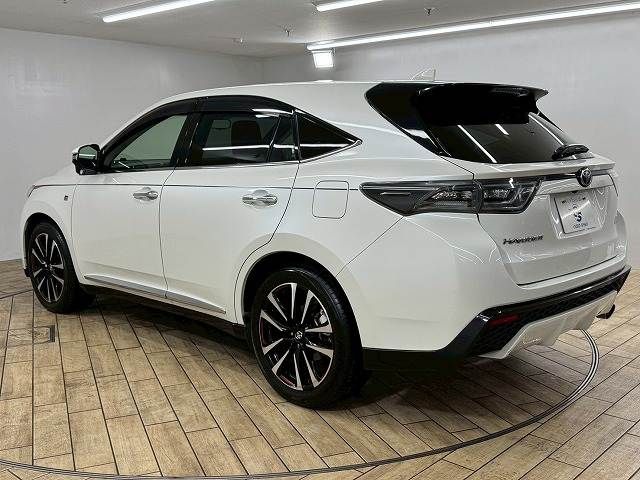 TOYOTA HARRIER 2WD 2018 Image 31