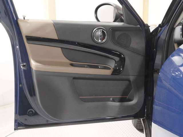 BMW MINI COOPER D CR 2017 Image 31