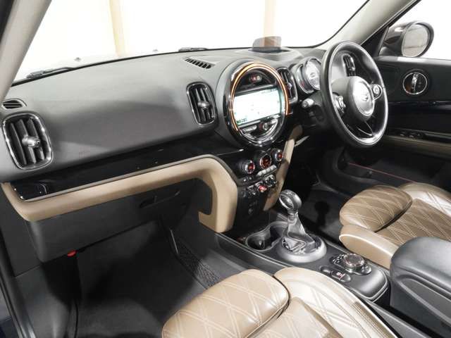 BMW MINI COOPER D CR 2017 Image 31