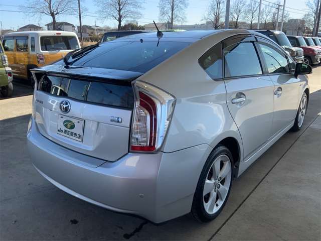 TOYOTA PRIUS 2013 Image 31