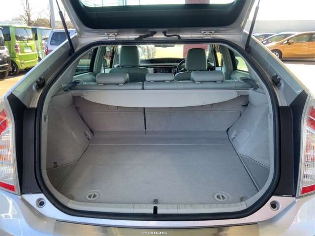 TOYOTA PRIUS 2013 Image 31