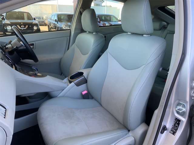 TOYOTA PRIUS 2013 Image 31