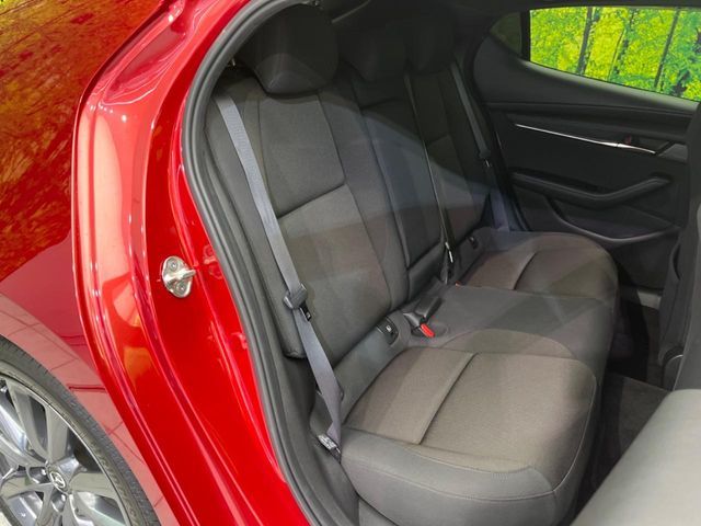 MAZDA 3 FASTBACK 2020 Image 31