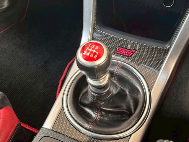 SUBARU WRX STI 2016 Image 31