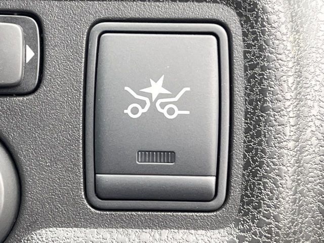 NISSAN NOTE 2014 Image 31