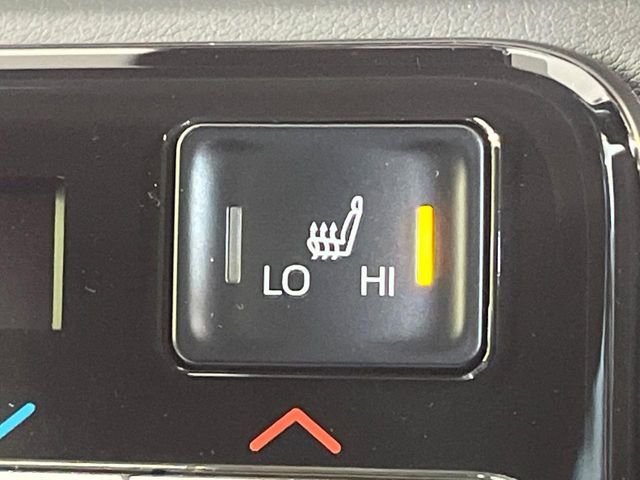 TOYOTA VOXY HYBRID 2024 Image 31