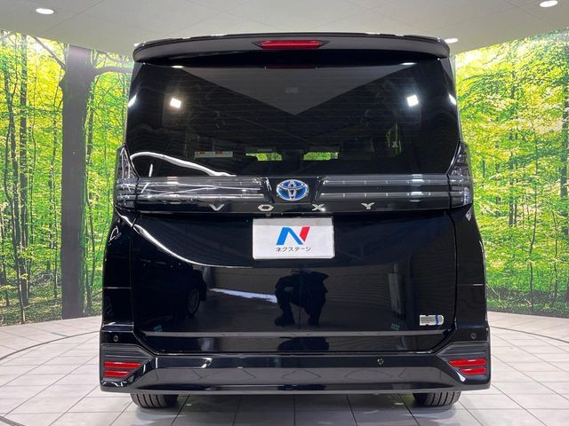 TOYOTA VOXY HYBRID 2024 Image 31
