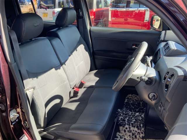 TOYOTA BB 2013 Image 31