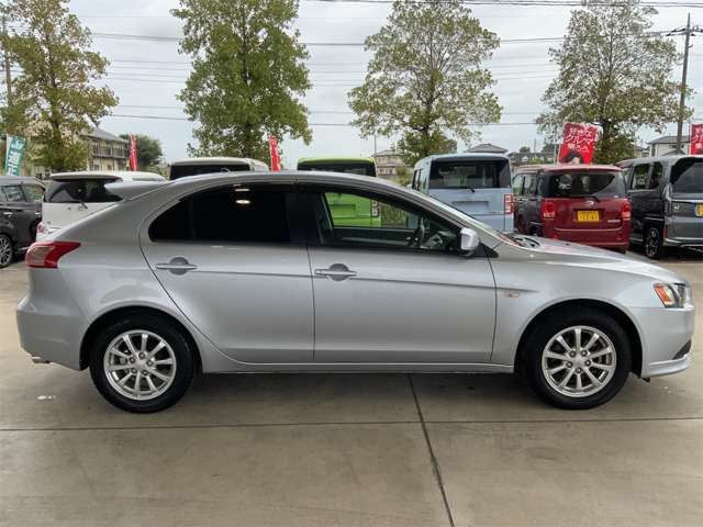 MITSUBISHI GALANT FORTIS SPORTB 2010 Image 31