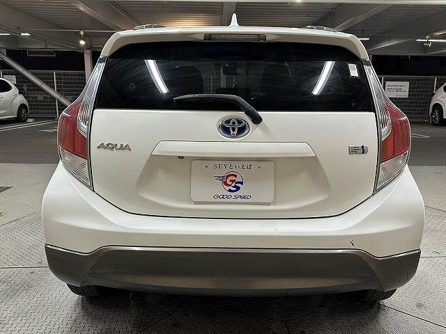 TOYOTA AQUA 2015 Image 31