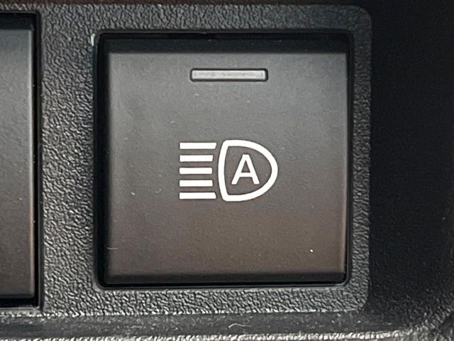 TOYOTA SIENTA HYBRID 2023 Image 31