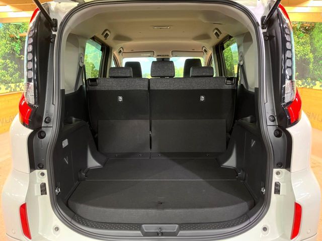 TOYOTA SIENTA HYBRID 2023 Image 31