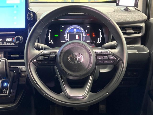 TOYOTA SIENTA HYBRID 2023 Image 31