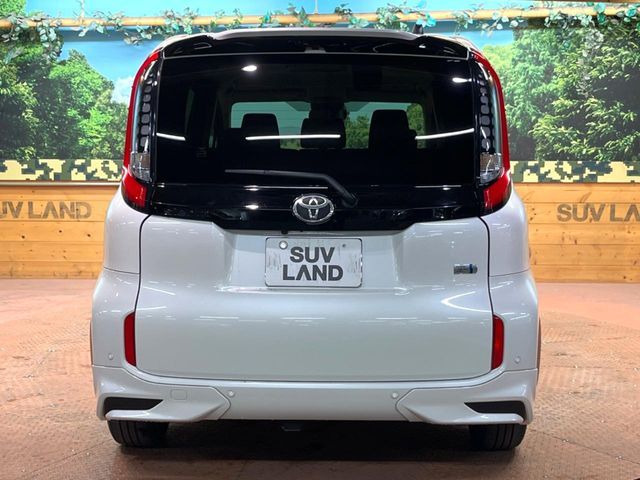 TOYOTA SIENTA HYBRID 2023 Image 31