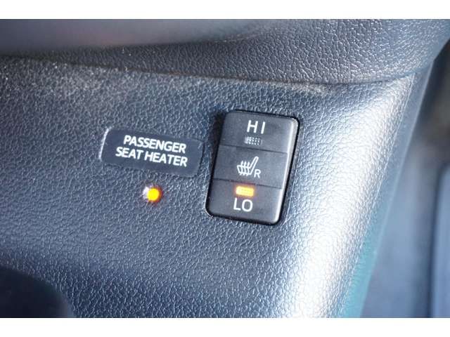 TOYOTA PRIUS 2016 Image 31