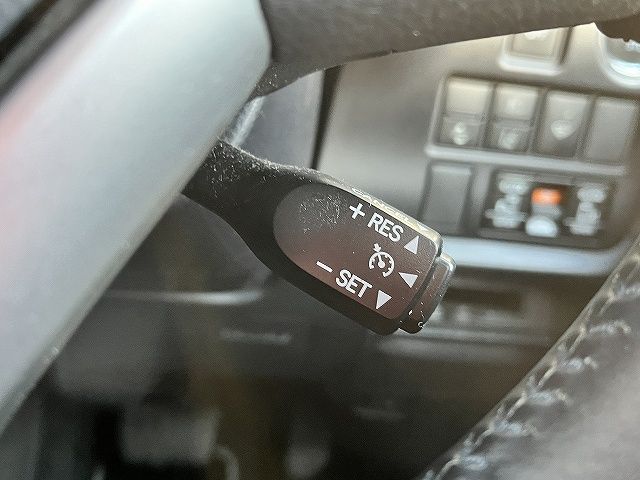 TOYOTA NOAH 2016 Image 31