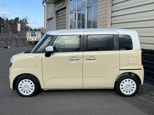 SUZUKI WAGON R SMILE 2022 Image 31