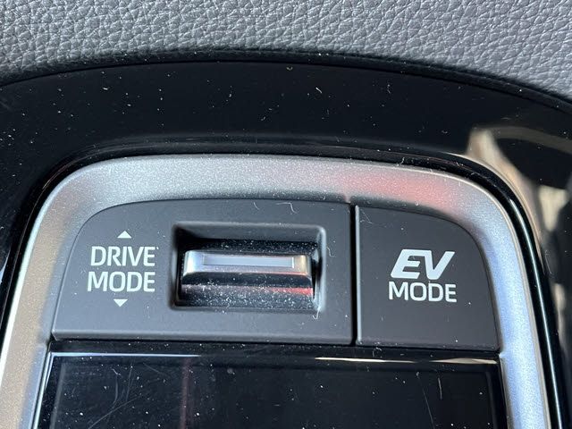 TOYOTA COROLLA SPORT HYBRID 2023 Image 31