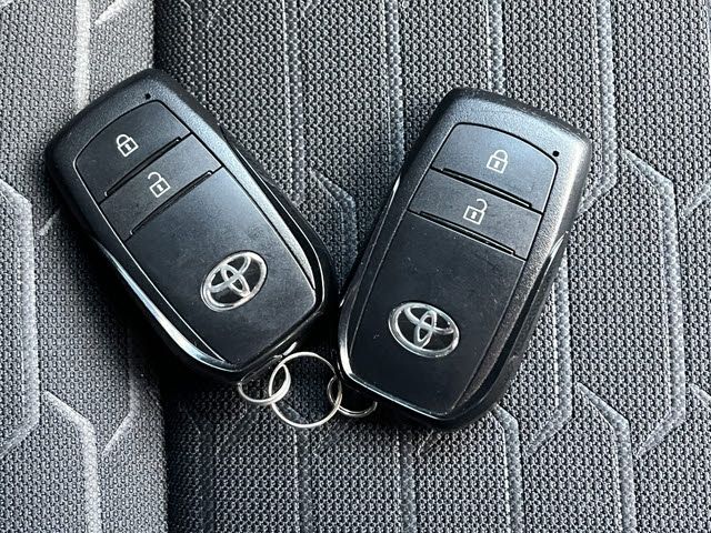 TOYOTA COROLLA SPORT HYBRID 2023 Image 31