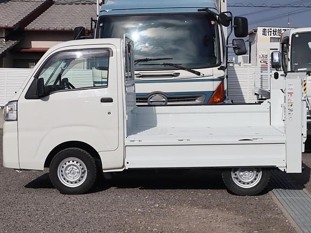 DAIHATSU HIJET TRUCK 4WD 2020 Image 31