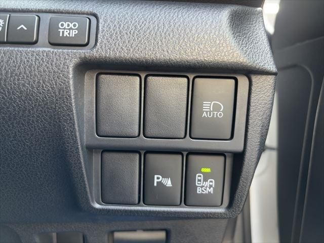 TOYOTA LEXUS RC350 2022 Image 31