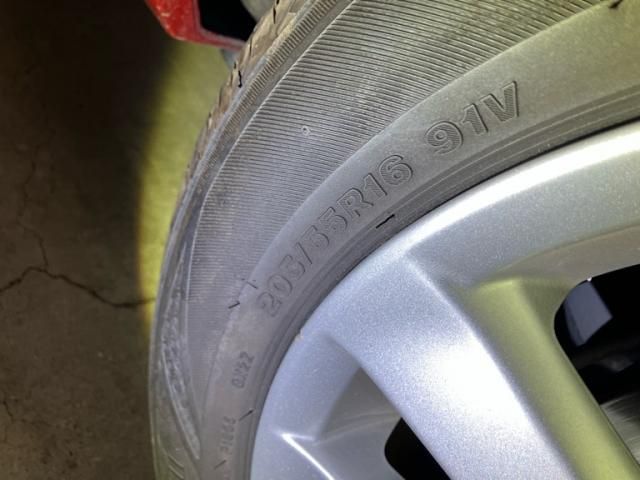 TOYOTA AURIS 2009 Image 31