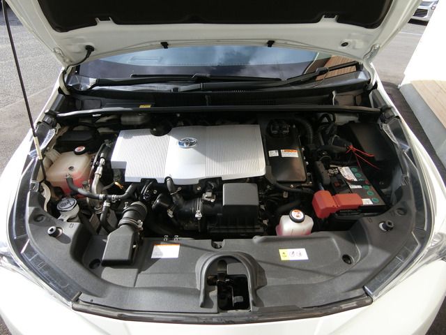 TOYOTA PRIUS 2016 Image 31