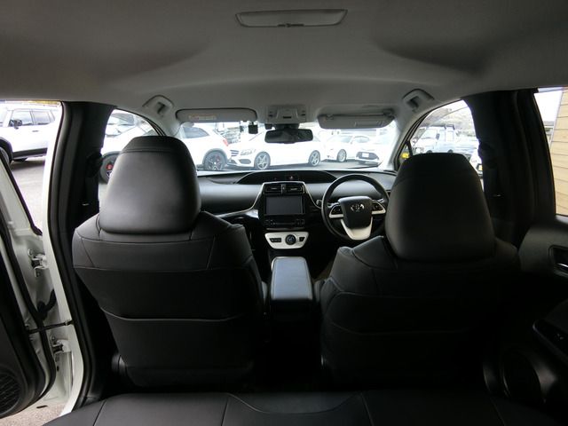TOYOTA PRIUS 2016 Image 31