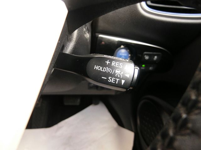 TOYOTA PRIUS 2016 Image 31