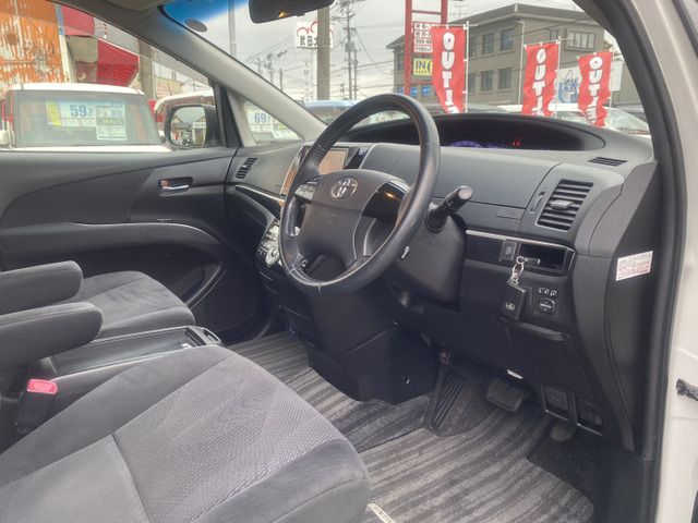 TOYOTA ESTIMA 2012 Image 31