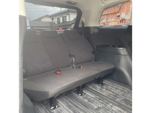 TOYOTA ESTIMA 2012 Image 31