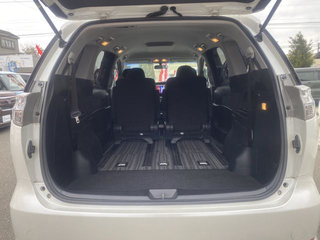 TOYOTA ESTIMA 2012 Image 31