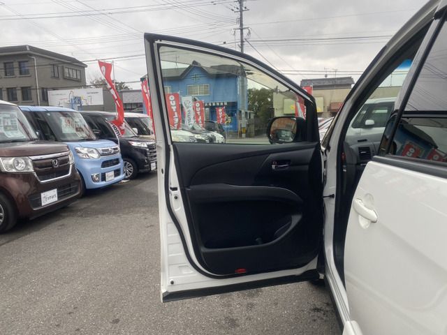 TOYOTA ESTIMA 2012 Image 31