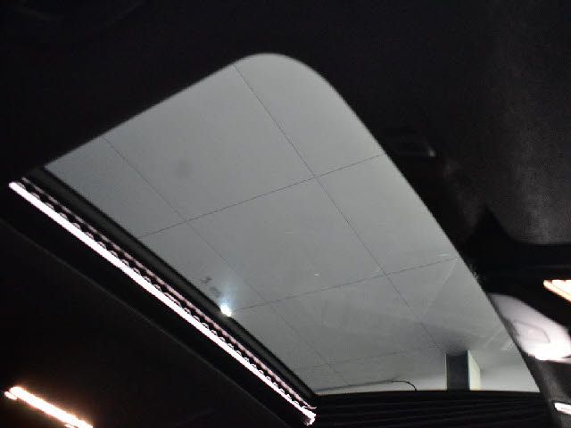 BMW 5SERIES SEDAN 2019 Image 31