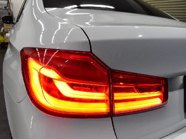 BMW 5SERIES SEDAN 2019 Image 31