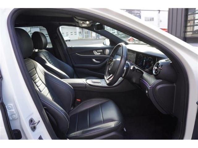 MERCEDES BENZ E CLAS 2022 Image 31