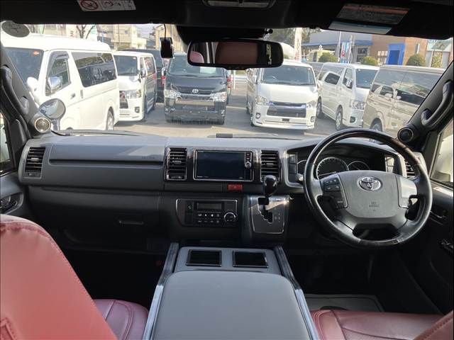 TOYOTA REGIUSACE VAN 4WD 2020 Image 31