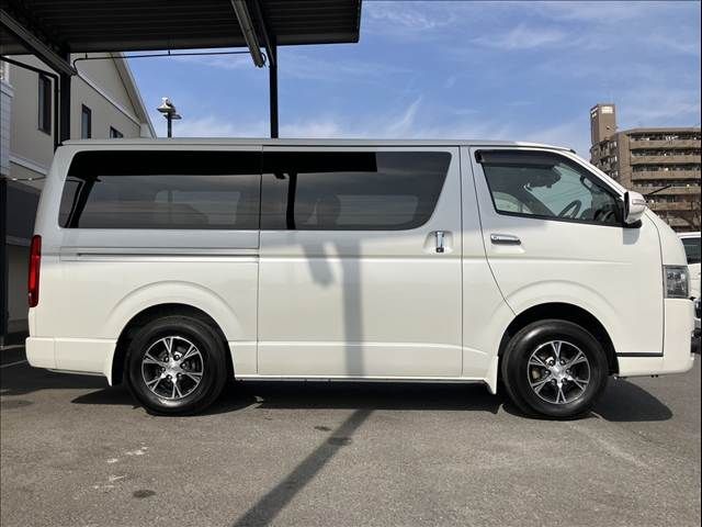 TOYOTA REGIUSACE VAN 4WD 2020 Image 31