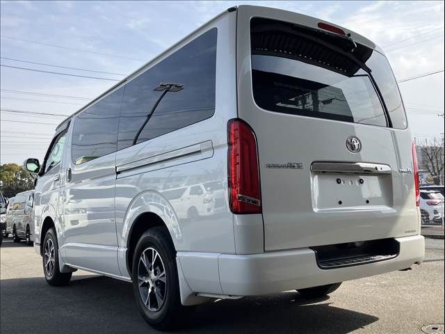 TOYOTA REGIUSACE VAN 4WD 2020 Image 31