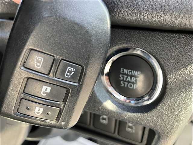 TOYOTA REGIUSACE VAN 4WD 2020 Image 31