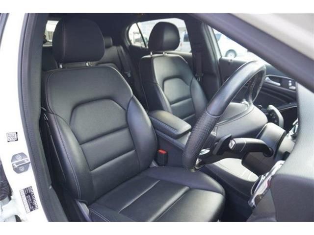 MERCEDES BENZ GLA CL 2018 Image 31